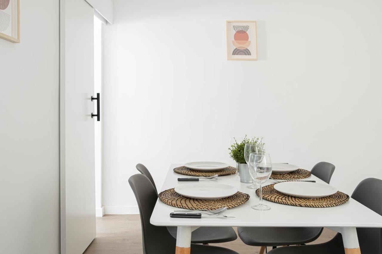 Apartment Beach Picasso Sant Adria de Besos Exterior foto
